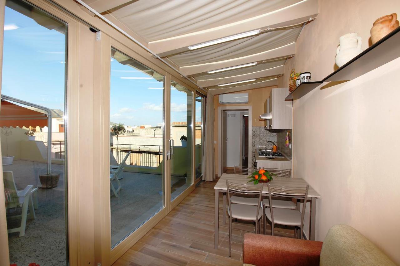 Re Sole Case Vacanze - Esclusivo Attico M A R T E Con Spaziosissima Terrazza Solarium Attrezzata Avola Exterior photo